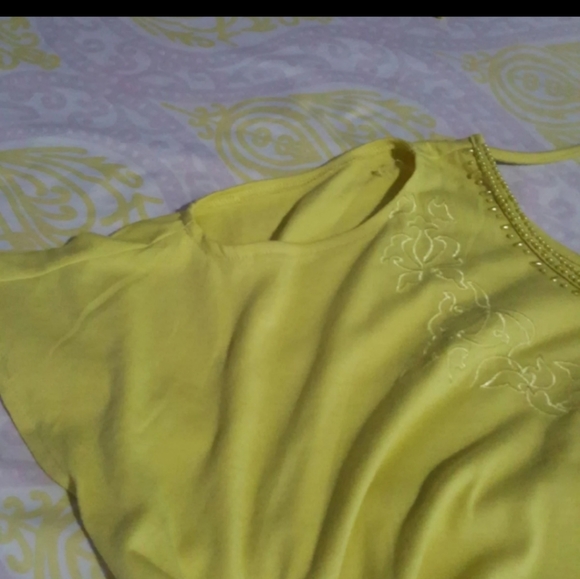 4 tops - Picture 12 of 16